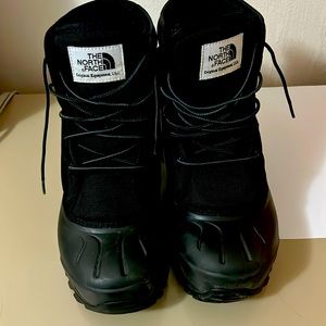 The North Face Men’s Snow Boots.Size 10